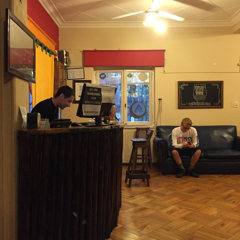 Hostel Mendoza Inn Екстериор снимка